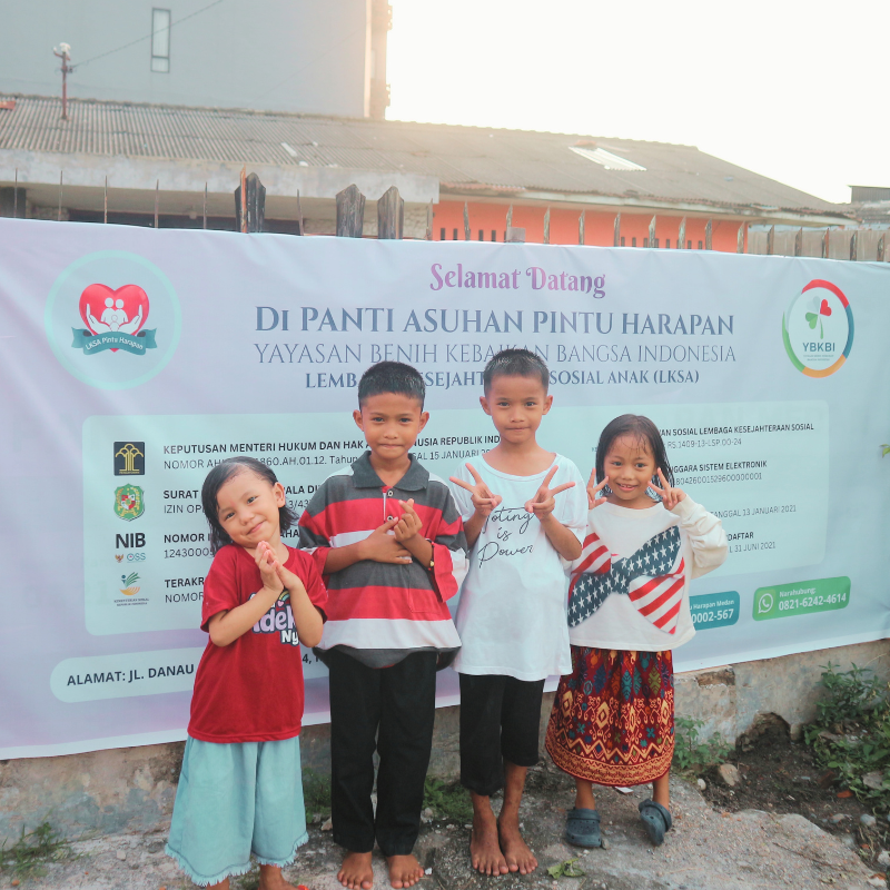 Menjadi Perpanjangan Tangan Kasih Tuhan bagi Anak-Anak Panti Asuhan Pintu Harapan